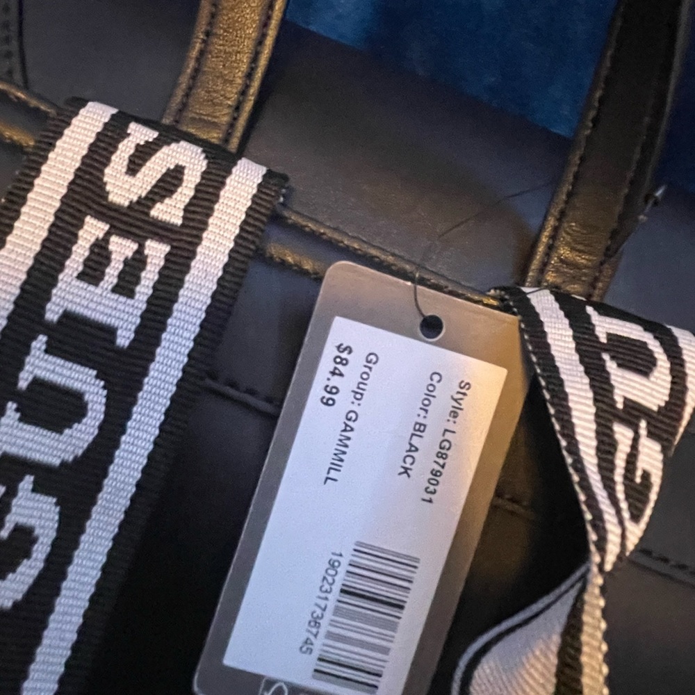Guess Backpack - Picture 4 of 5